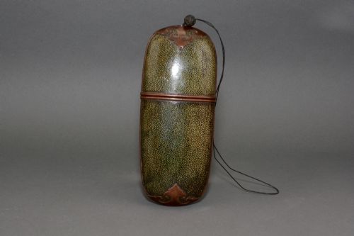 A JAPANESE ANTIQUE SPECTACLE CASE MEJI PERIOD 18681912 - ADDITIONAL PHOTO 2