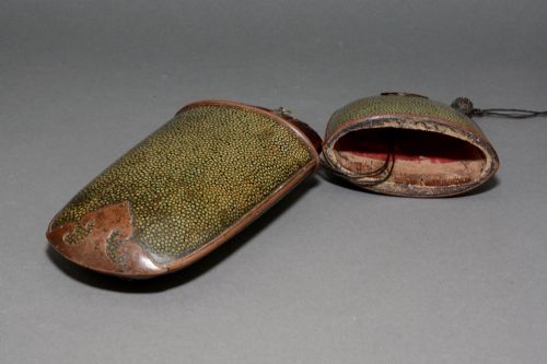 A JAPANESE ANTIQUE SPECTACLE CASE MEJI PERIOD 18681912 - ADDITIONAL PHOTO 4