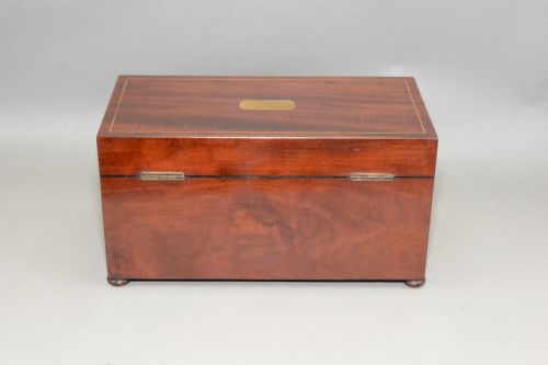 A GOOD QUALITY EARLY VICTORIAN TEA CADDY 19TH C - ADDITIONAL PHOTO 4