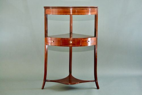 English George III Corner Wash Stand Table.