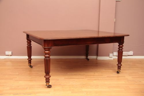 A CUBAN MAHOGANY EXTENDING DINING TABLE - ADDITIONAL PHOTO 14