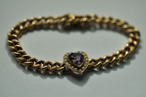 a 15ct gold amethyst heart and seed pearl victorian bracelet - CATEGORY: ANTIQUE JEWELLERY - DATED VICTORIAN