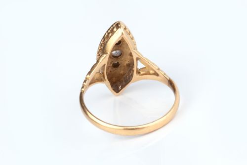 A NAVETTE SHAPED VICTORIAN DIAMOND RING - ADDITIONAL PHOTO 2