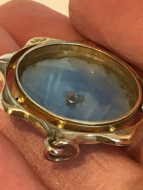 A VICTORIAN 9CT GOLD ENAMEL PICTURE LOCKET - ADDITIONAL PHOTO 1