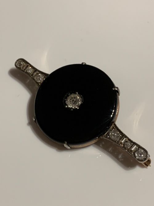 ONYX ART DECO OLD EUROPEAN CUT DIAMOND BROOCH - ADDITIONAL PHOTO 4