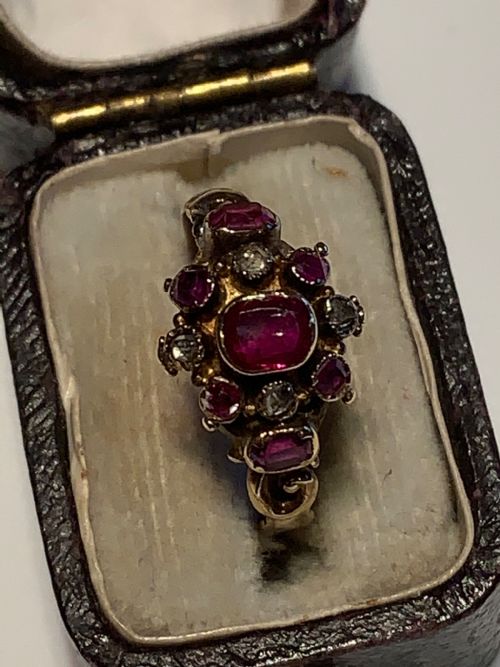 burmese ruby and diamond georgian ring - CATEGORY: ANTIQUE JEWELLERY - DATED GEORGIAN