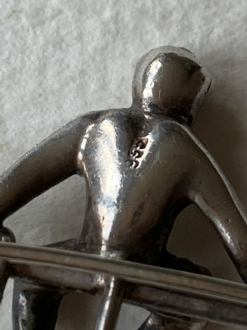 ANTIQUE STERLING SILVER PASTE ART DECO MONKEY BROOCH - ADDITIONAL PHOTO 3