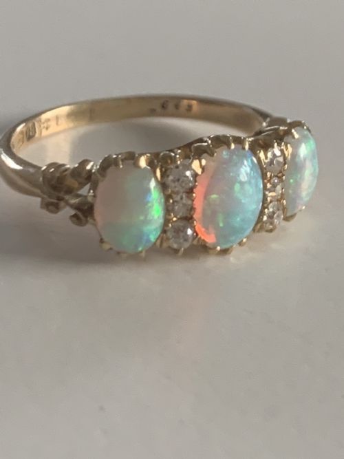 ANTIQUE OPAL AND DIAMOND VICTORIAN RING - ADDITIONAL PHOTO 3
