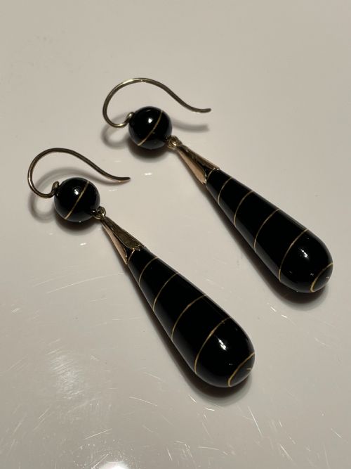 VICTORIAN AGATE AND GOLD INLAY EARRINGS - ADDITIONAL PHOTO 6