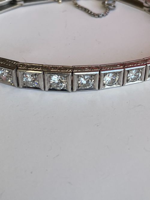A MID 20TH CENTURY 3CT DIAMOND BRACELET - ADDITIONAL PHOTO 2