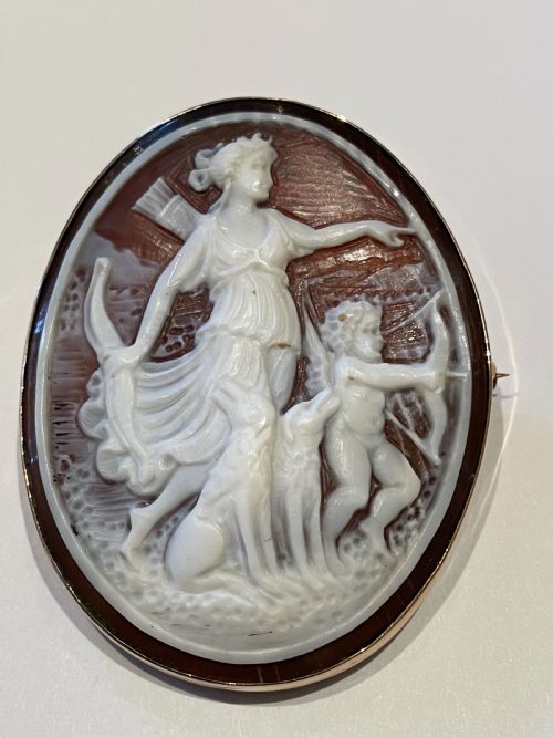 ANTIQUE VICTORIAN GOLD CAMEO - ADDITIONAL PHOTO 2