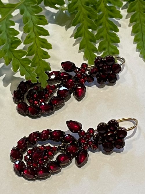 antique rose cut garnet early victorian earrings - CATEGORY: ANTIQUE JEWELLERY - DATED VICTORIAN