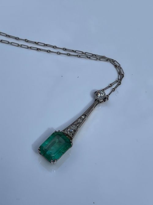 ART DECO EMERALD AND DIAMOND NECKLACE - ADDITIONAL PHOTO 5