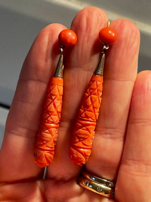 EARLY VICTORIAN CARVED CORAL EARRINGS - ADDITIONAL PHOTO 1