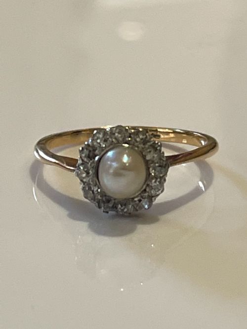 PEARL AND DIAMOND 18CT GOLD RING - ADDITIONAL PHOTO 2