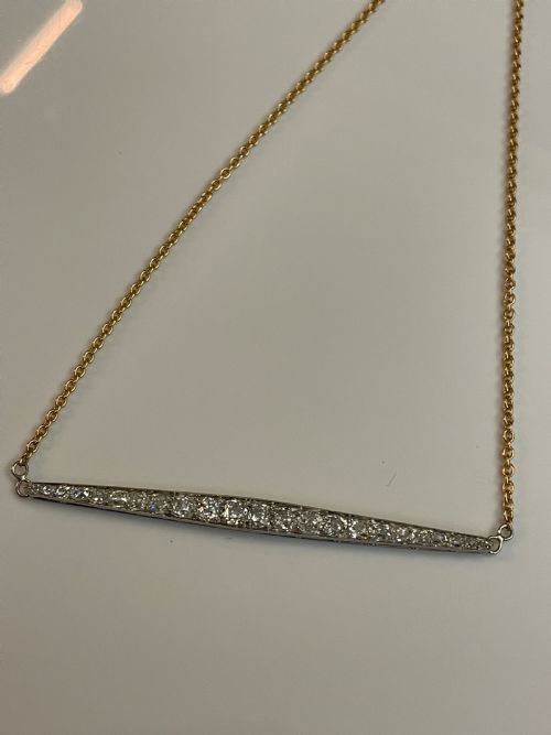 PLATINUM AND DIAMOND ART DECO LINE BAR ON 18CT GOLD CHAIN - ADDITIONAL PHOTO 1