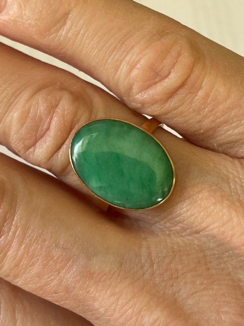 JADEITE 18CT GOLD RING - ADDITIONAL PHOTO 3