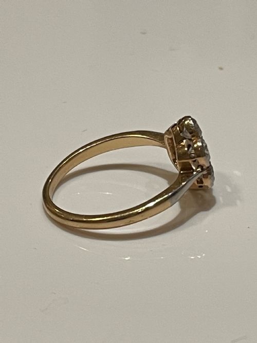 EARLY 20TH CENTURY OLD CUT DIAMOND PLATINUM AND 18CT GOLD RING - ADDITIONAL PHOTO 2