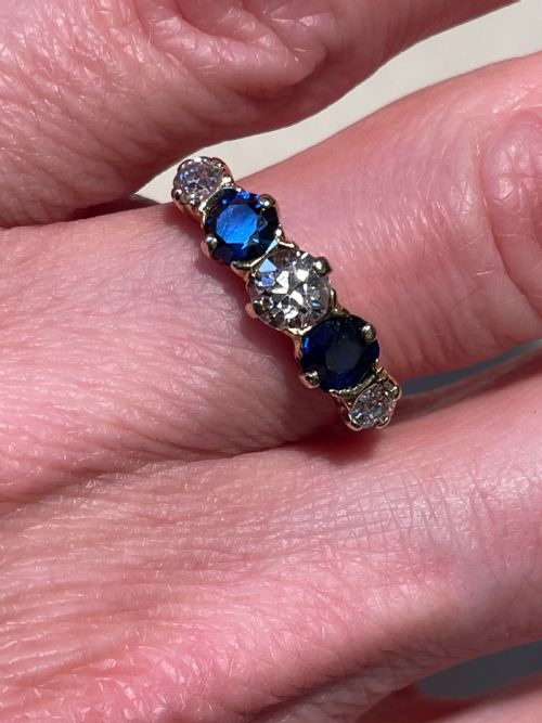 early 20th century cornflower blue sapphire and old european diamond five stone ring - CATEGORY: ANTIQUE JEWELLERY - DATED 1930