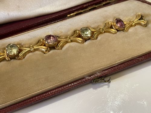 VICTORIAN CHRYSOBERYL AND AMETHYST GOLD BRACELET - ADDITIONAL PHOTO 8
