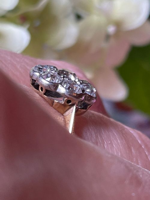 EARLY 20TH CENTURY DAISY HEAD CLUSTER RING - ADDITIONAL PHOTO 1