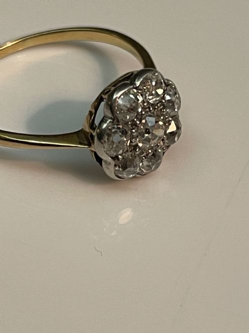 EARLY 20TH CENTURY DAISY HEAD CLUSTER RING - ADDITIONAL PHOTO 8