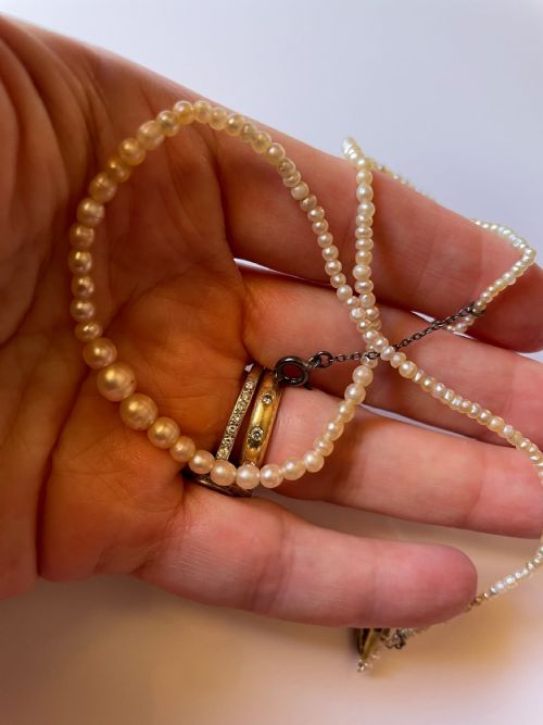 A NATURAL SALTWATER PEARL AND DIAMOND NECKLACE - ADDITIONAL PHOTO 3