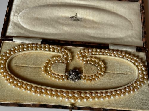 pearl necklace with diamond star set clasp - CATEGORY: ANTIQUE JEWELLERY - DATED 1910