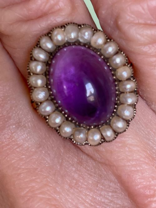VICTORIAN AMETHYST AND NATURAL SEED PEARL 18CT GOLD RING - ADDITIONAL PHOTO 1