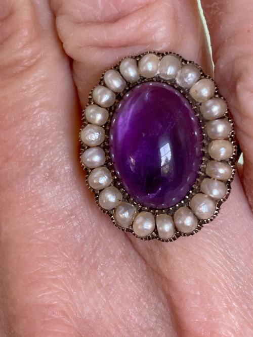 VICTORIAN AMETHYST AND NATURAL SEED PEARL 18CT GOLD RING - ADDITIONAL PHOTO 6