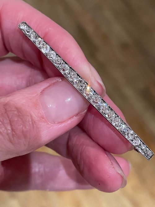 edwardian old cut diamond 18ct line brooch 175cts - CATEGORY: ANTIQUE JEWELLERY - DATED EDWARDIAN