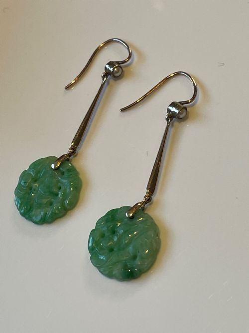 NATURAL CARVED UNDYED JADEITE AND PEARL GOLD EDWARDIAN EARRINGS - ADDITIONAL PHOTO 1