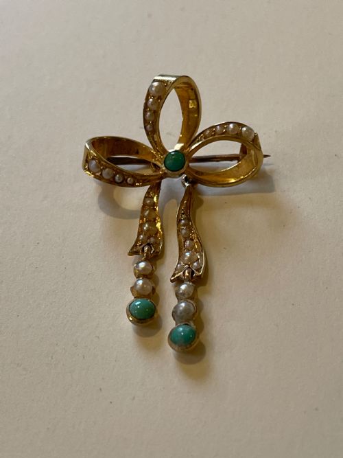 EDWARDIAN TURQUOISE AND PEARL BOW BROOCH - ADDITIONAL PHOTO 1