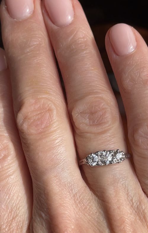 DIAMOND AND PLATINUM RING - ADDITIONAL PHOTO 9