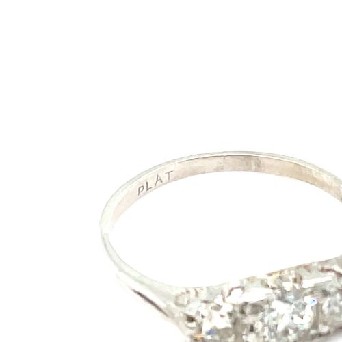 DIAMOND AND PLATINUM RING - ADDITIONAL PHOTO 12