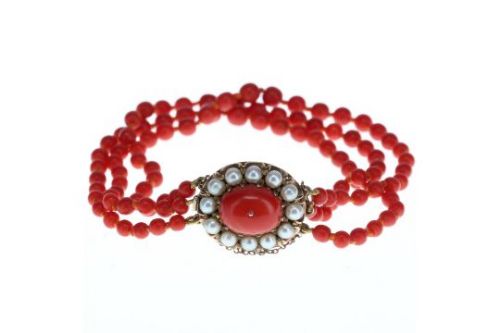 ANTIQUE NATURAL CORAL AND PEARL BRACELET