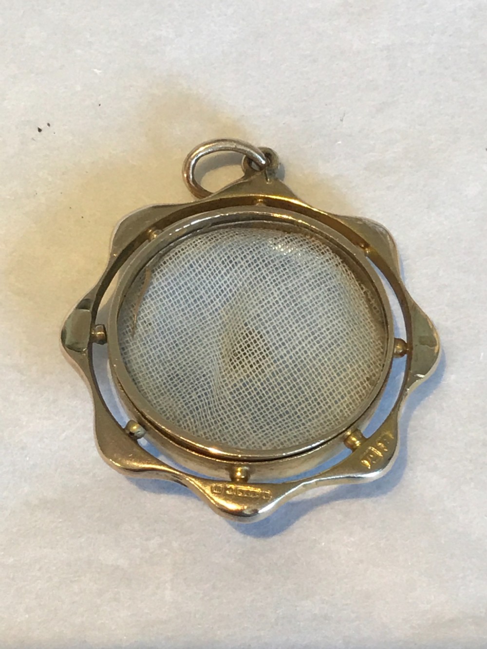 A Victorian 9ct Gold Enamel Picture Locket View III