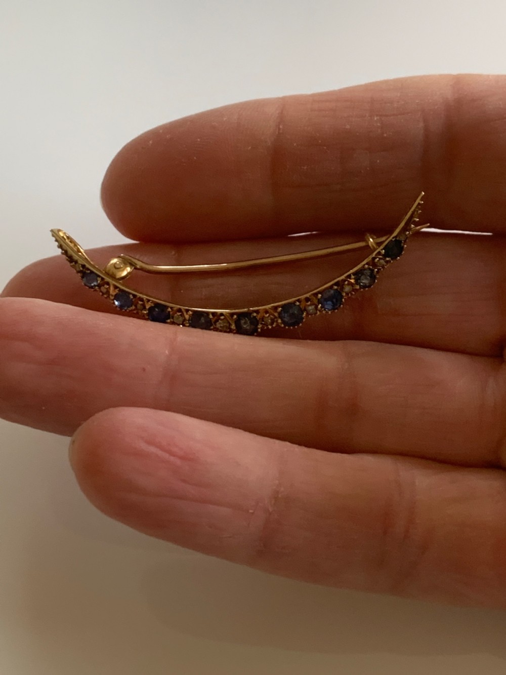 Ceylon Sapphire and Diamond Crescent 15ct Gold Brooch View V