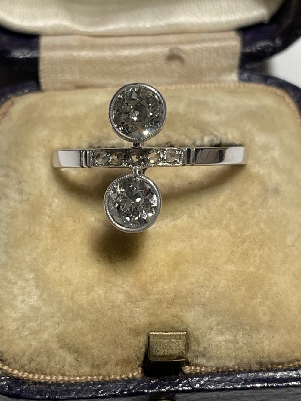 Art Deco Diamond Ring View X