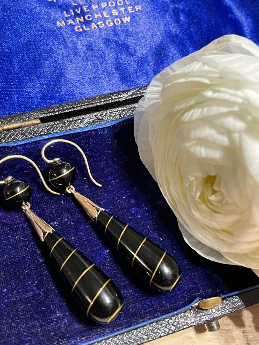 Victorian Agate and Gold Inlay Earrings View III