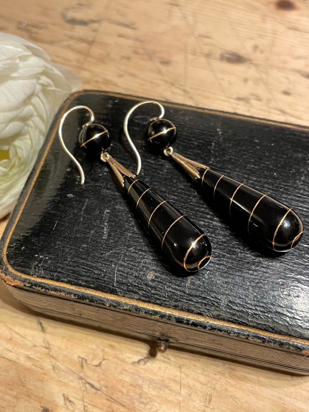 Victorian Agate and Gold Inlay Earrings View V