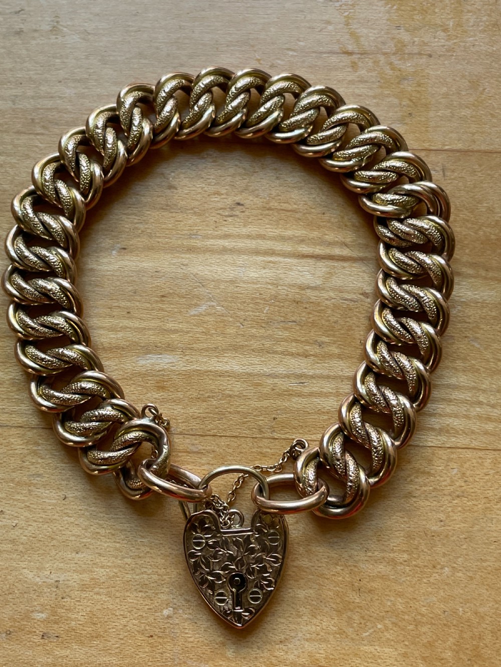 Edwardian 9ct Curb Bracelet With Engraved Links View III