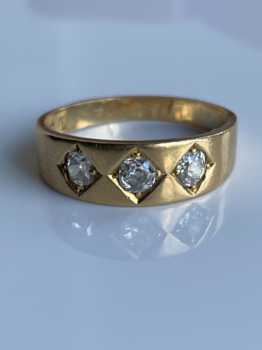 Victorian 18ct Gold Diamond Set Gypsy Ring