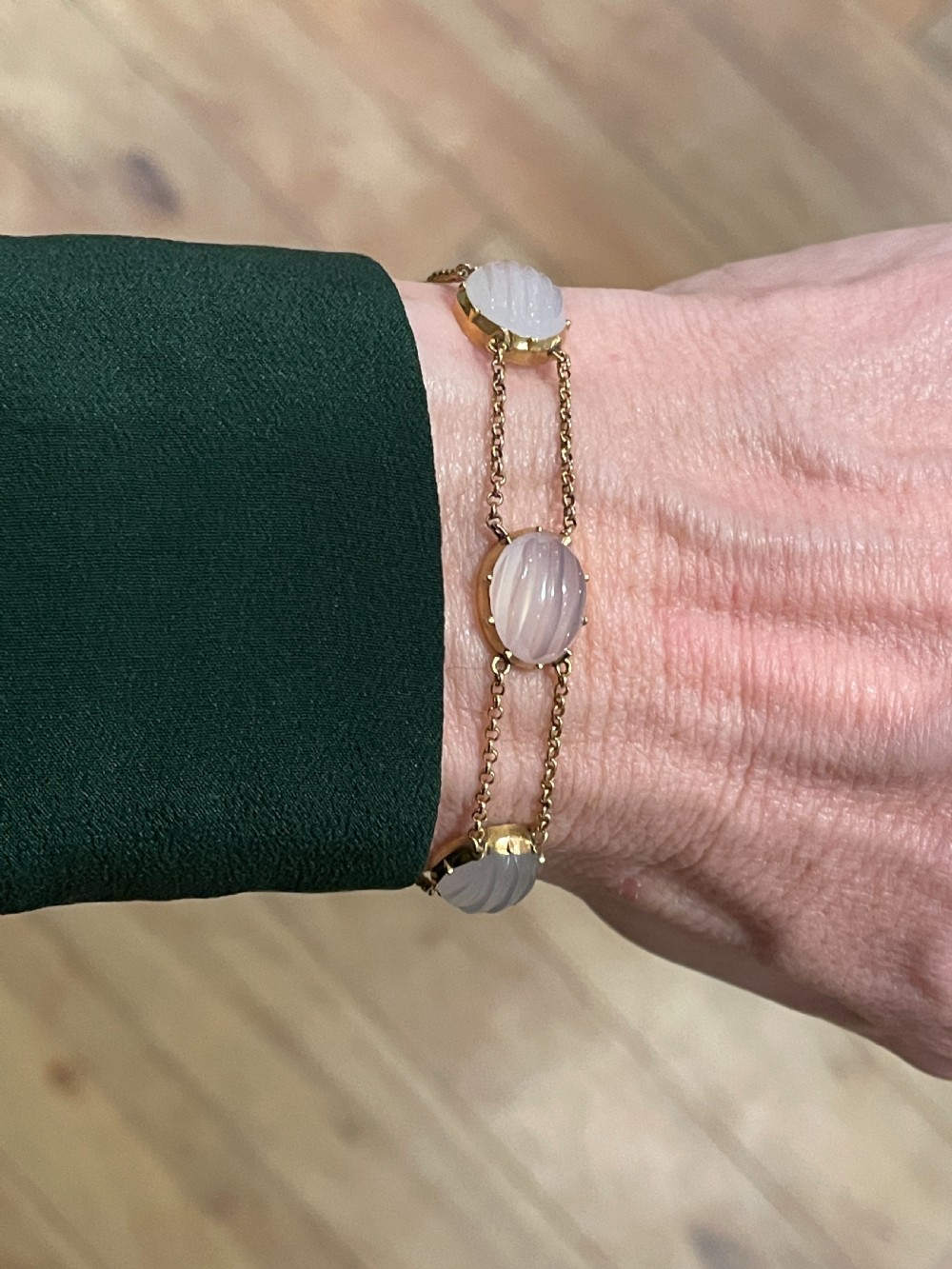 Moonstone Edwardian 18ct Gold Bracelet View VI
