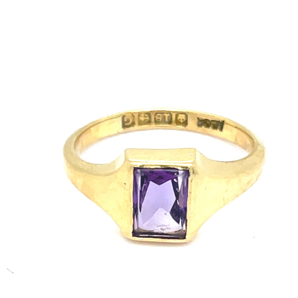 Art Deco Amethydt 18ct Gold Ring