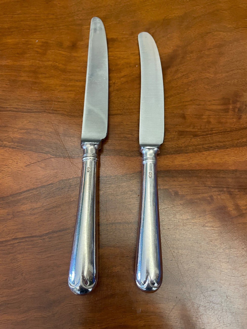 Old English Sterling Silver Table and Bread Knives for 8 Place Settings 