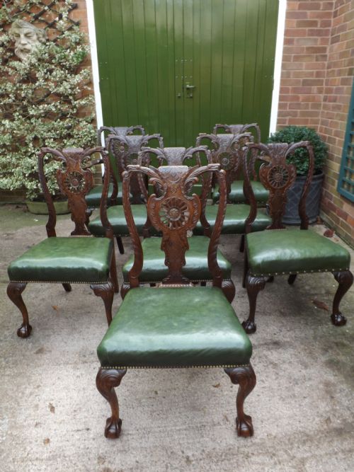Magnificent Set of 8 C19th 'Irish Chippendale' Style Mahogany Dining Chairs.