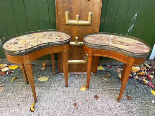 Pair of Early C20th French Walnut and Kingwood Kidney-shaped Low Occasional or End Tables with Brass Galleried Marble Tops
