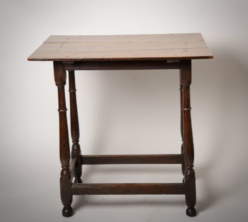 EARLY C18TH CENTRE OR TAVERN TABLE - ADDITIONAL PHOTO 5