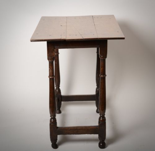 EARLY C18TH CENTRE OR TAVERN TABLE - ADDITIONAL PHOTO 2